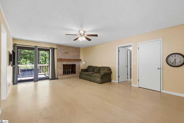 305 Dill Circle, Landrum, SC 29356