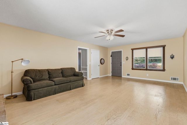 305 Dill Circle, Landrum, SC 29356