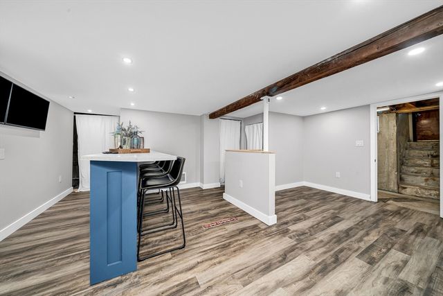 2 Bailey St, Methuen, MA 01844
