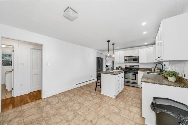 2 Bailey St, Methuen, MA 01844