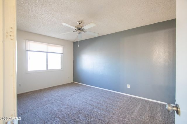 3941 W WONDERVIEW Road, Phoenix, AZ 85019