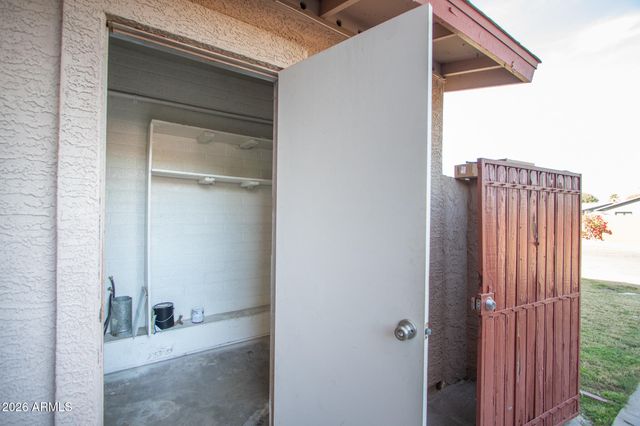3941 W WONDERVIEW Road, Phoenix, AZ 85019