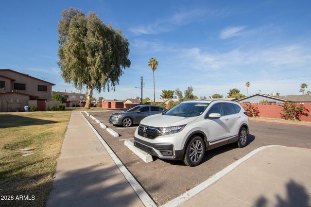 3941 W WONDERVIEW Road, Phoenix, AZ 85019