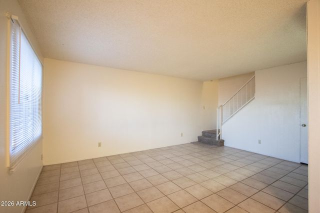 3941 W WONDERVIEW Road, Phoenix, AZ 85019