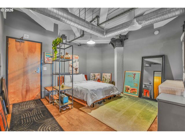 1420 Nw LOVEJOY St 204, Portland, OR 97209