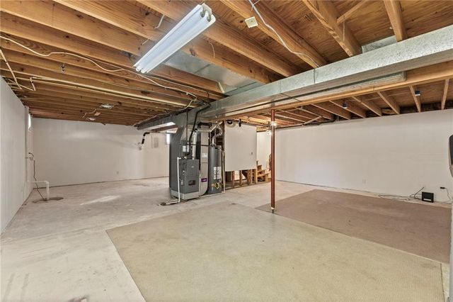 505 S Pearl Street, Paola, KS 66071