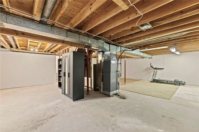 505 S Pearl Street, Paola, KS 66071