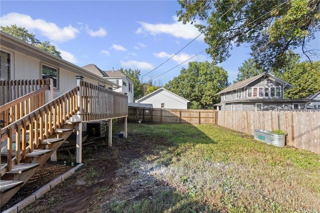 505 S Pearl Street, Paola, KS 66071