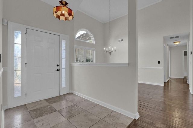 6211 Wilmington Way, Flowery Branch, GA 30542