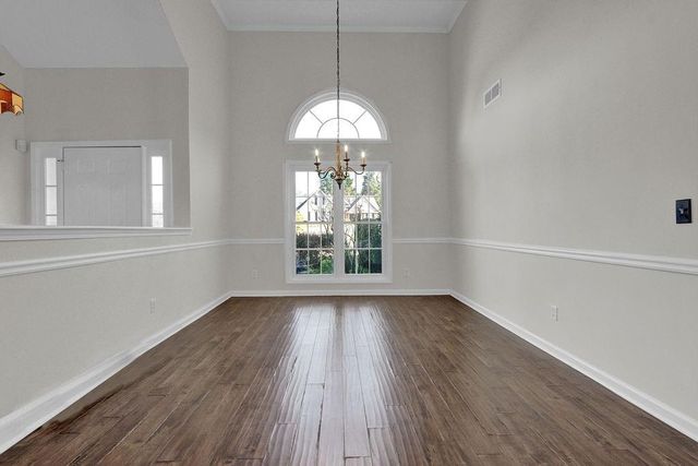 6211 Wilmington Way, Flowery Branch, GA 30542