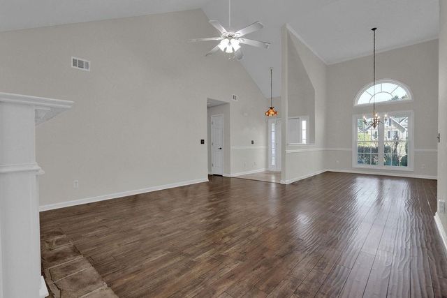 6211 Wilmington Way, Flowery Branch, GA 30542