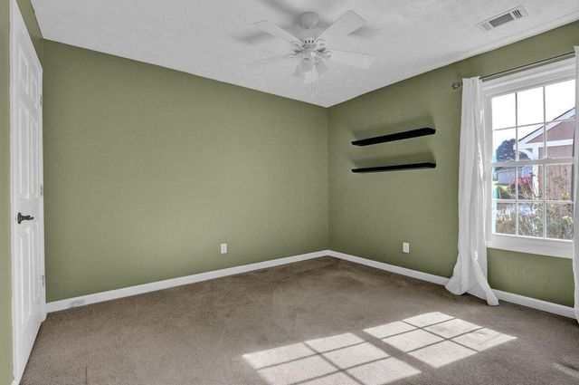 6211 Wilmington Way, Flowery Branch, GA 30542