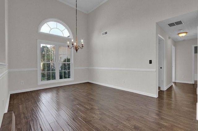 6211 Wilmington Way, Flowery Branch, GA 30542