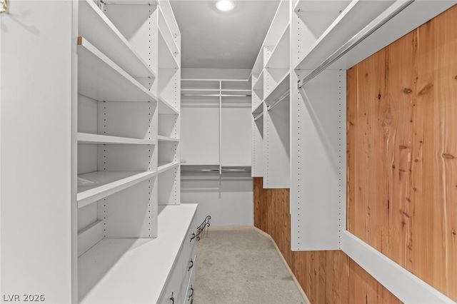 8229 Crow Valley Lane, Las Vegas, NV 89113