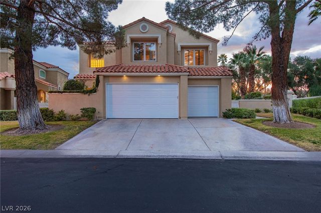 8229 Crow Valley Lane, Las Vegas, NV 89113