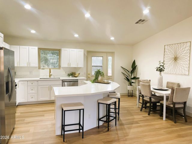 7259 E GLENCOVE Street, Mesa, AZ 85207