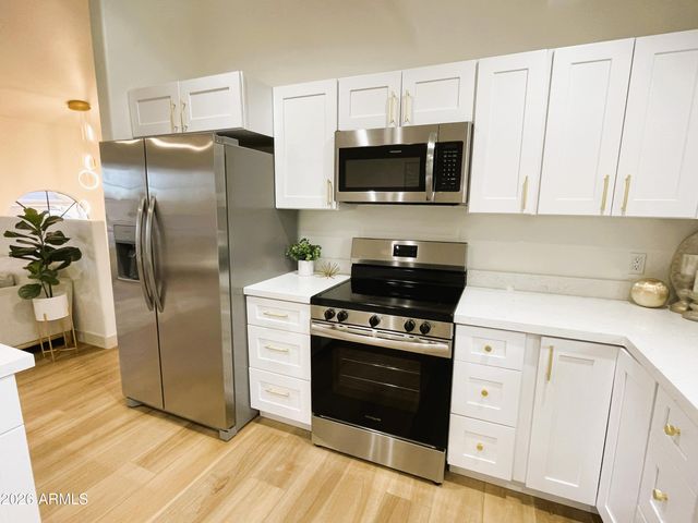 7259 E GLENCOVE Street, Mesa, AZ 85207