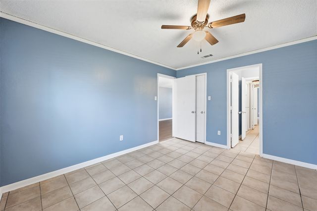 5809 Mansfield Road, Arlington, TX 76017