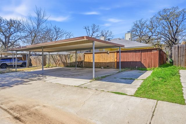 5809 Mansfield Road, Arlington, TX 76017