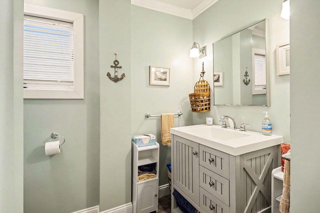 309 N Robert Street, Ludington, MI 49431