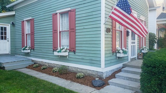 309 N Robert Street, Ludington, MI 49431