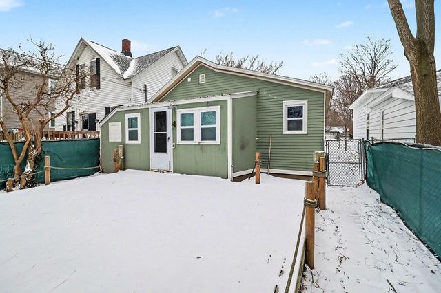 309 N Robert Street, Ludington, MI 49431