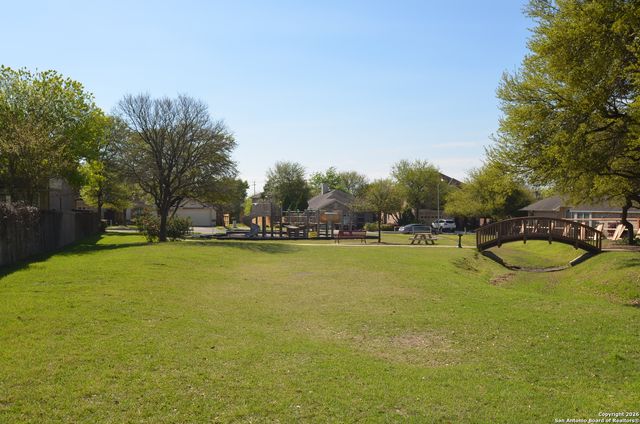 555 Ginsberg, Schertz, TX 78154