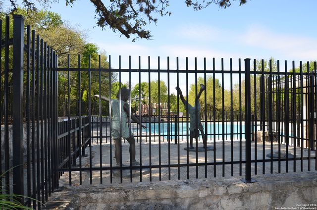 555 Ginsberg, Schertz, TX 78154