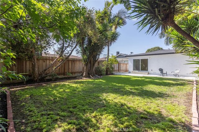 4222 W 137th Street, Hawthorne, CA 90250