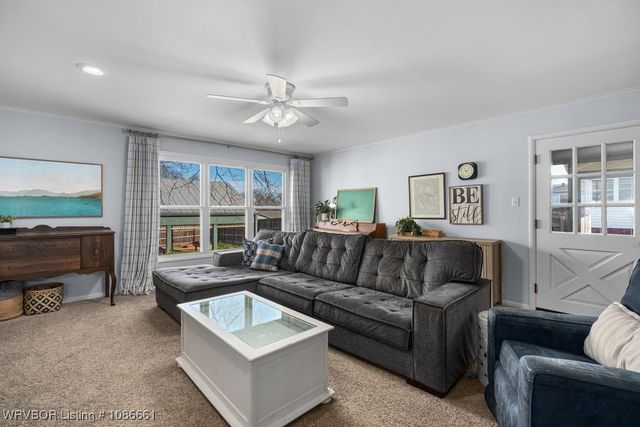 3801 Free Ferry Lane, Fort Smith, AR 72904