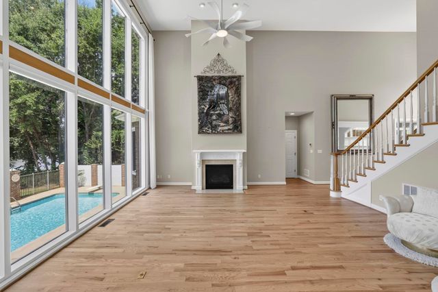227 Woodlake Drive, Spartanburg, SC 29301