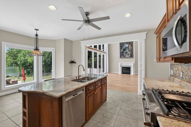 227 Woodlake Drive, Spartanburg, SC 29301