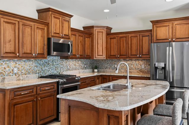 227 Woodlake Drive, Spartanburg, SC 29301