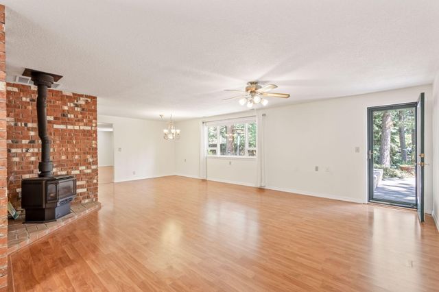 61176 Larkwood Drive, Bend, OR 97702