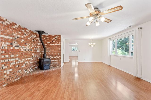 61176 Larkwood Drive, Bend, OR 97702