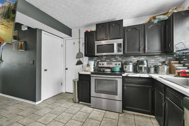 3072 Bocastle Court, Reynoldsburg, OH 43068