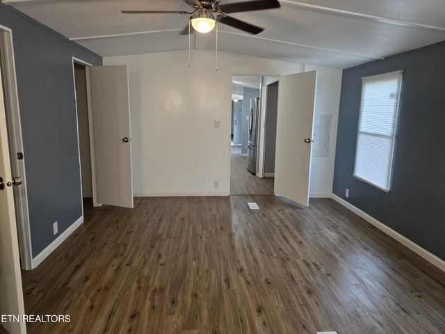 1288 Maiden Ln Lane, Jellico, TN 37762