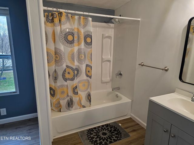 1288 Maiden Ln Lane, Jellico, TN 37762