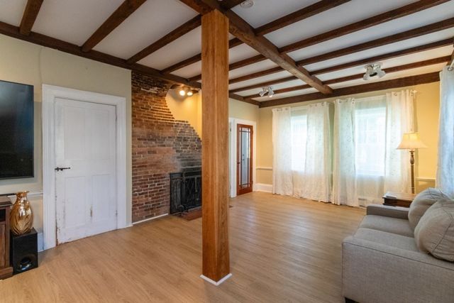 1070 Liberty St, Braintree, MA 02184