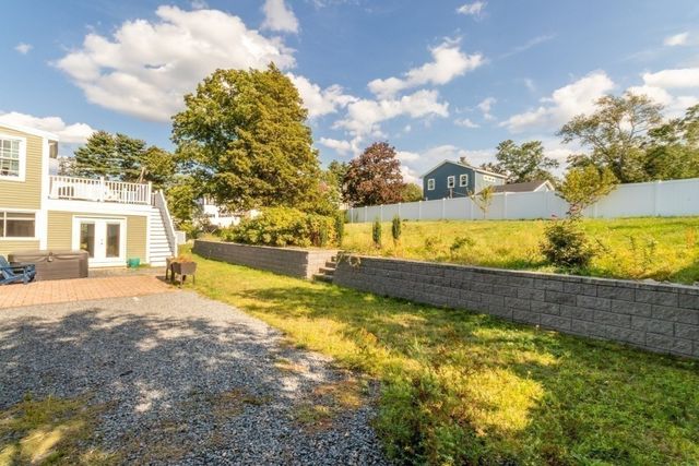 1070 Liberty St, Braintree, MA 02184