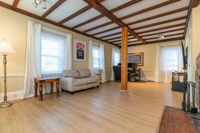 1070 Liberty St, Braintree, MA 02184