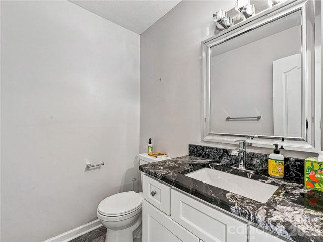 73 Mountain Street, Asheville, NC 28801