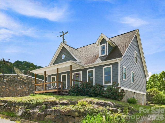 73 Mountain Street, Asheville, NC 28801