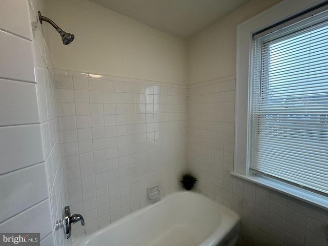 411 W 34TH ST, Wilmington, DE 19802