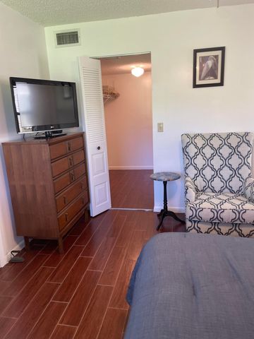 4598 Lucerne Lakes Boulevard E 101, Lake Worth, FL 33467