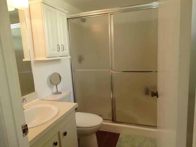 4598 Lucerne Lakes Boulevard E 101, Lake Worth, FL 33467