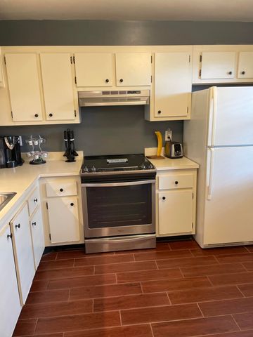4598 Lucerne Lakes Boulevard E 101, Lake Worth, FL 33467