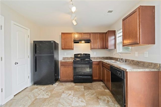 2877 S Hills, Riverdale, GA 30296