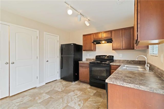 2877 S Hills, Riverdale, GA 30296