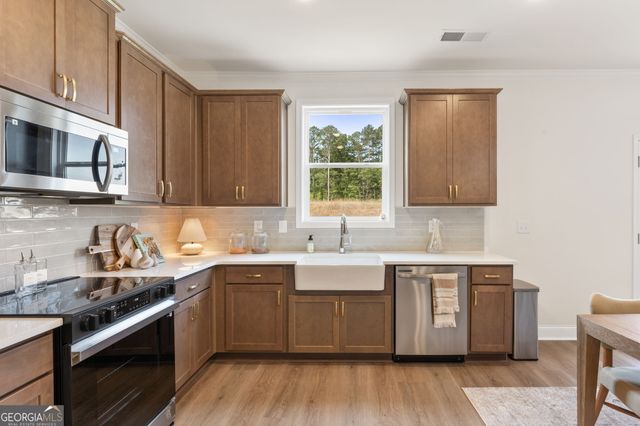 102 bluefin Street, Adairsville, GA 30103
